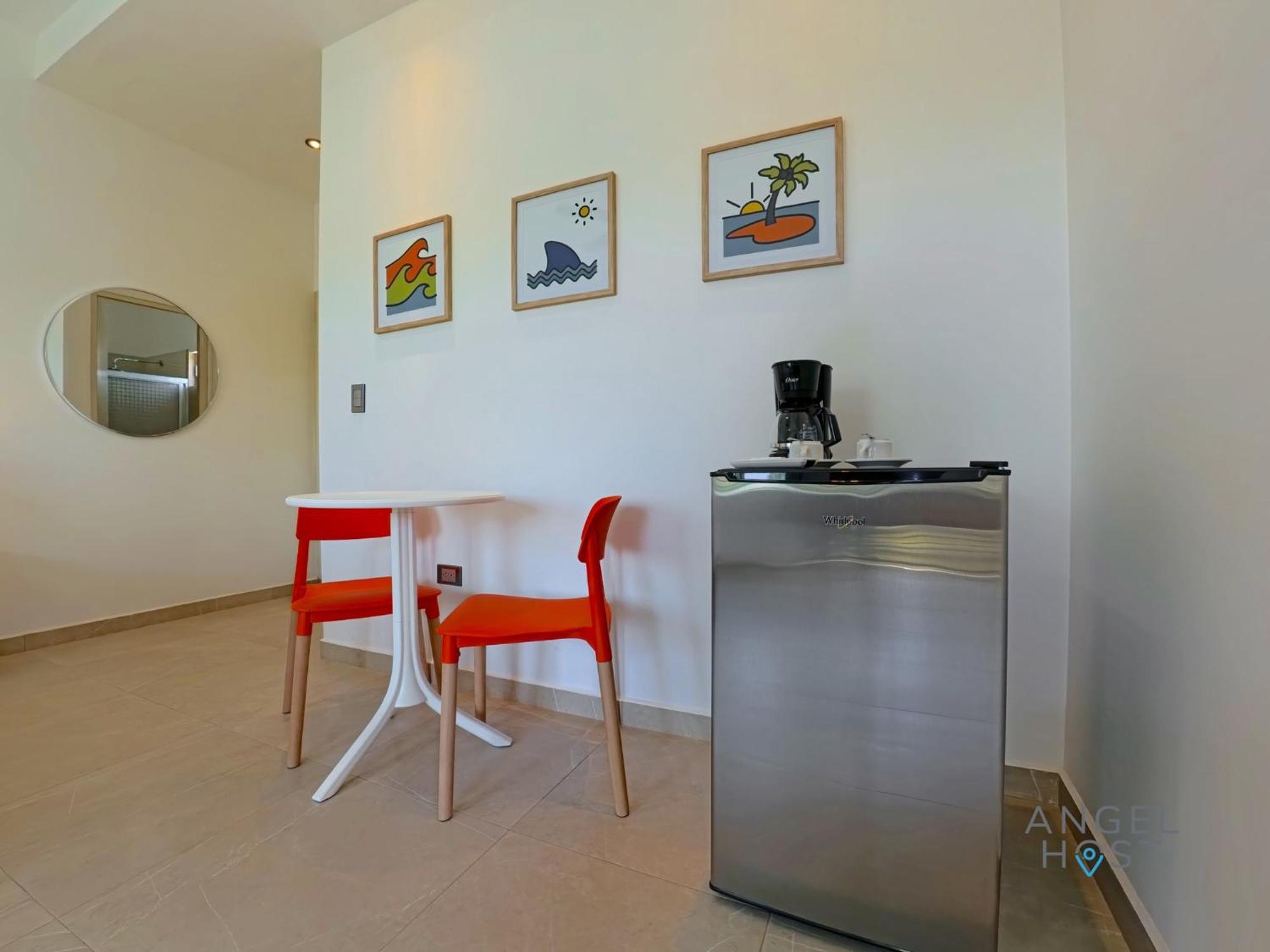 לה פז Commercial Zone Studios, Pool, Bbq And Beach 7 Blocks מראה חיצוני תמונה