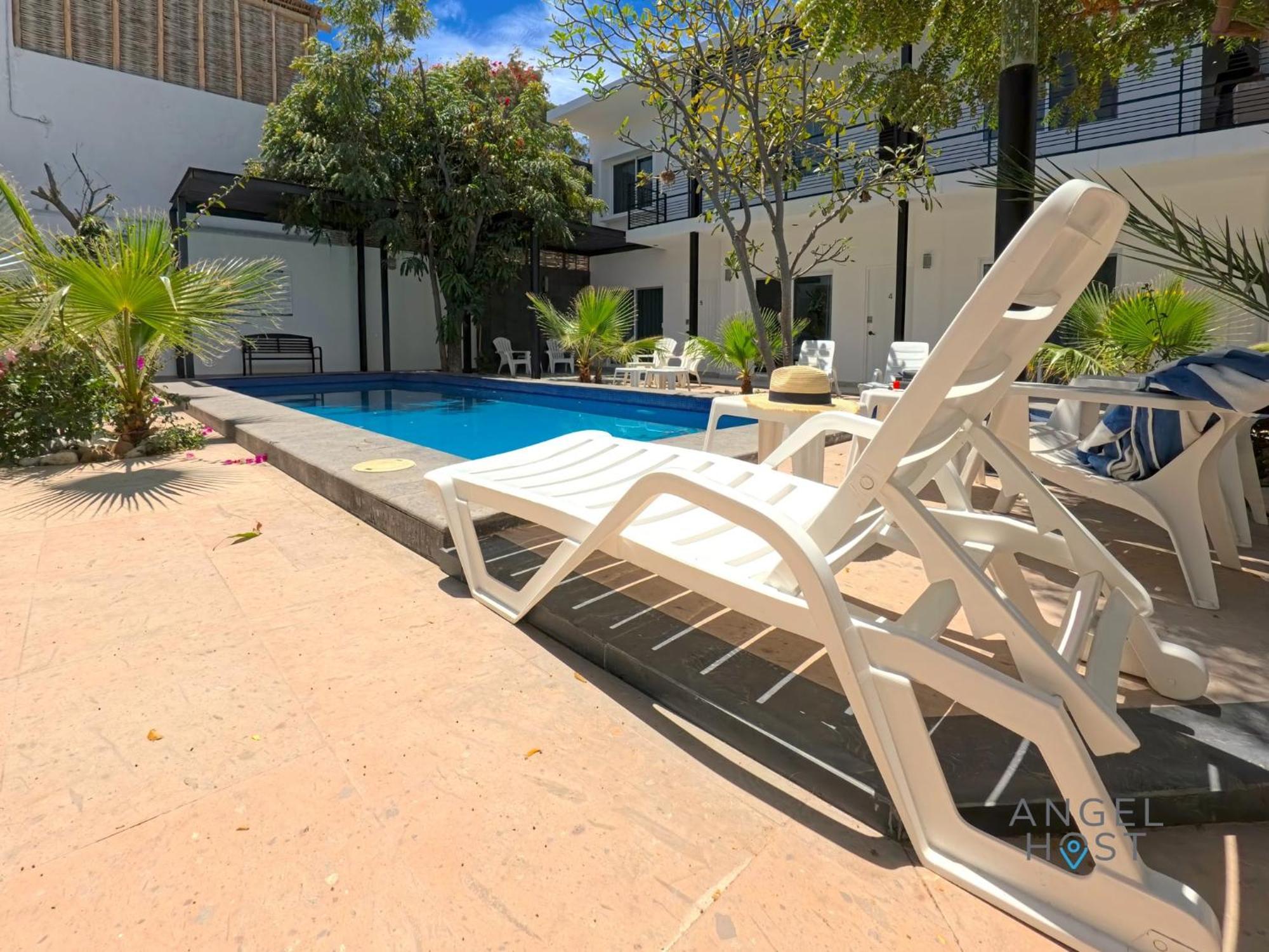 לה פז Commercial Zone Studios, Pool, Bbq And Beach 7 Blocks מראה חיצוני תמונה