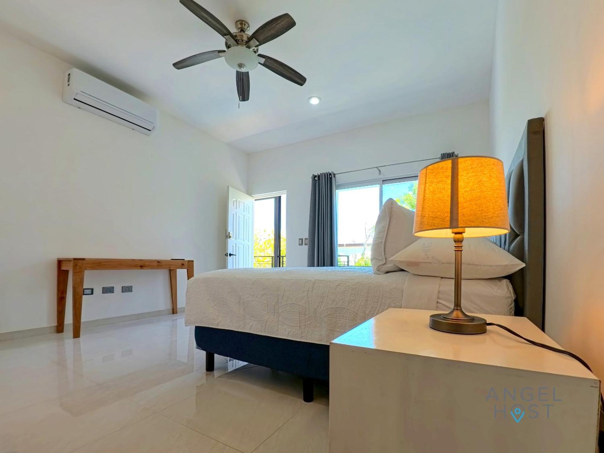 לה פז Commercial Zone Studios, Pool, Bbq And Beach 7 Blocks מראה חיצוני תמונה